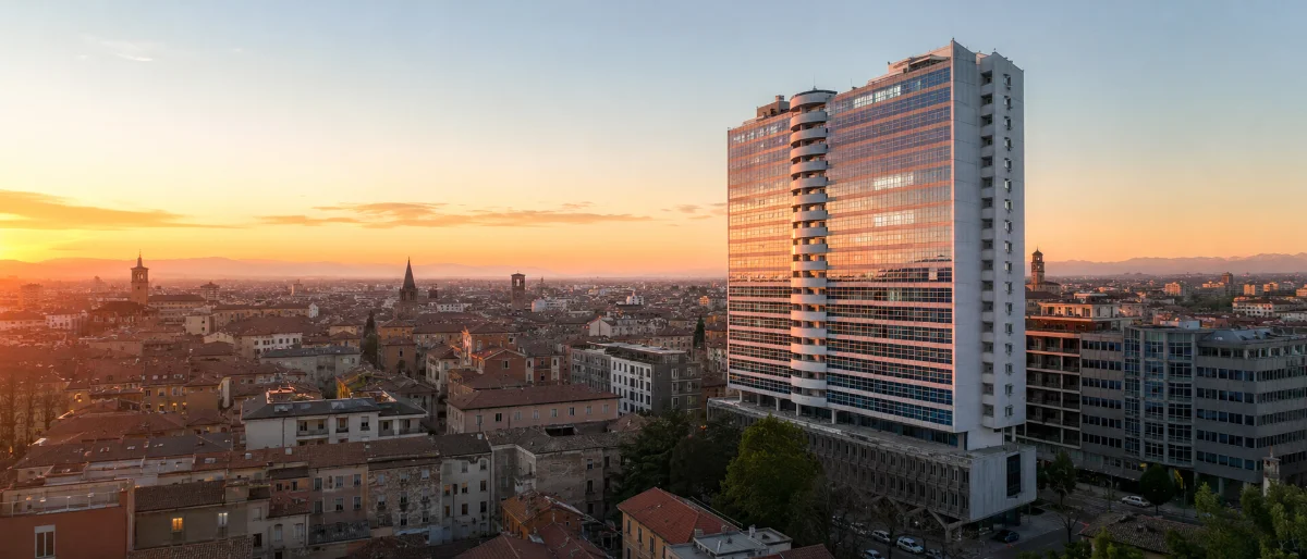 Il Grattacielo dei Mille a Piacenza, sede della Student House dei Mille